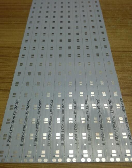 1.6mm 1OZ HASL LF铝LED印刷电路板SMT PCB组装服务